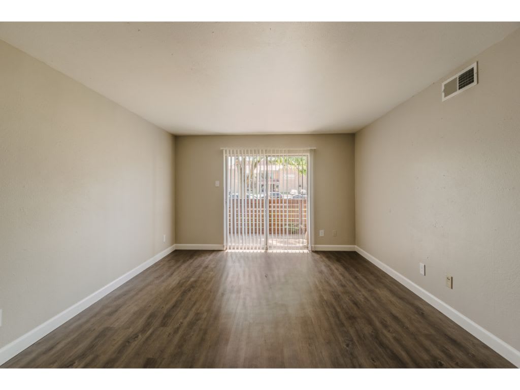 Photos and Video of Shenandoah Apartments in Richardson, TX